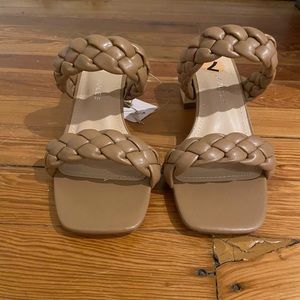 Summer sandals never worn